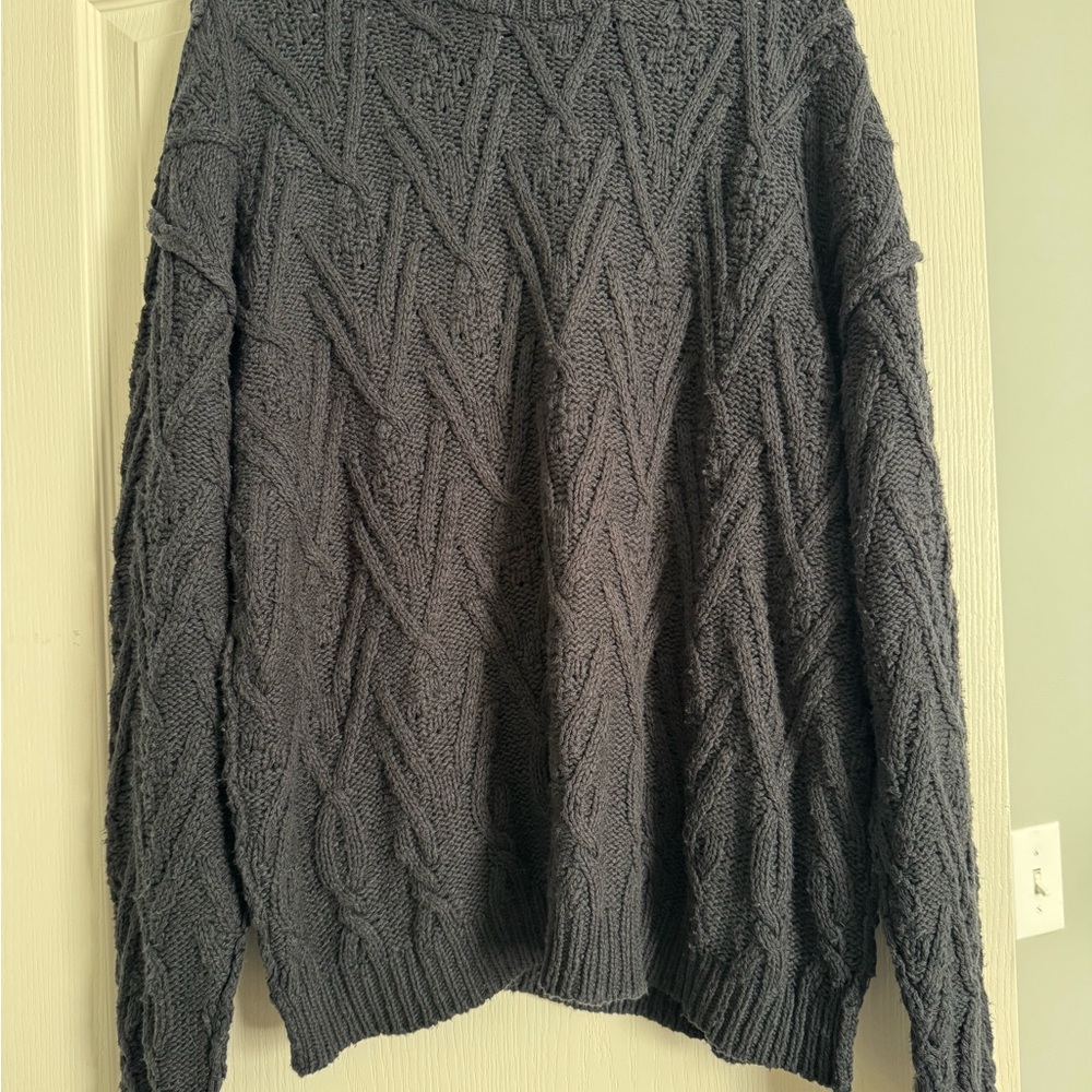 Free people women’s black knit pullover Sweater size L